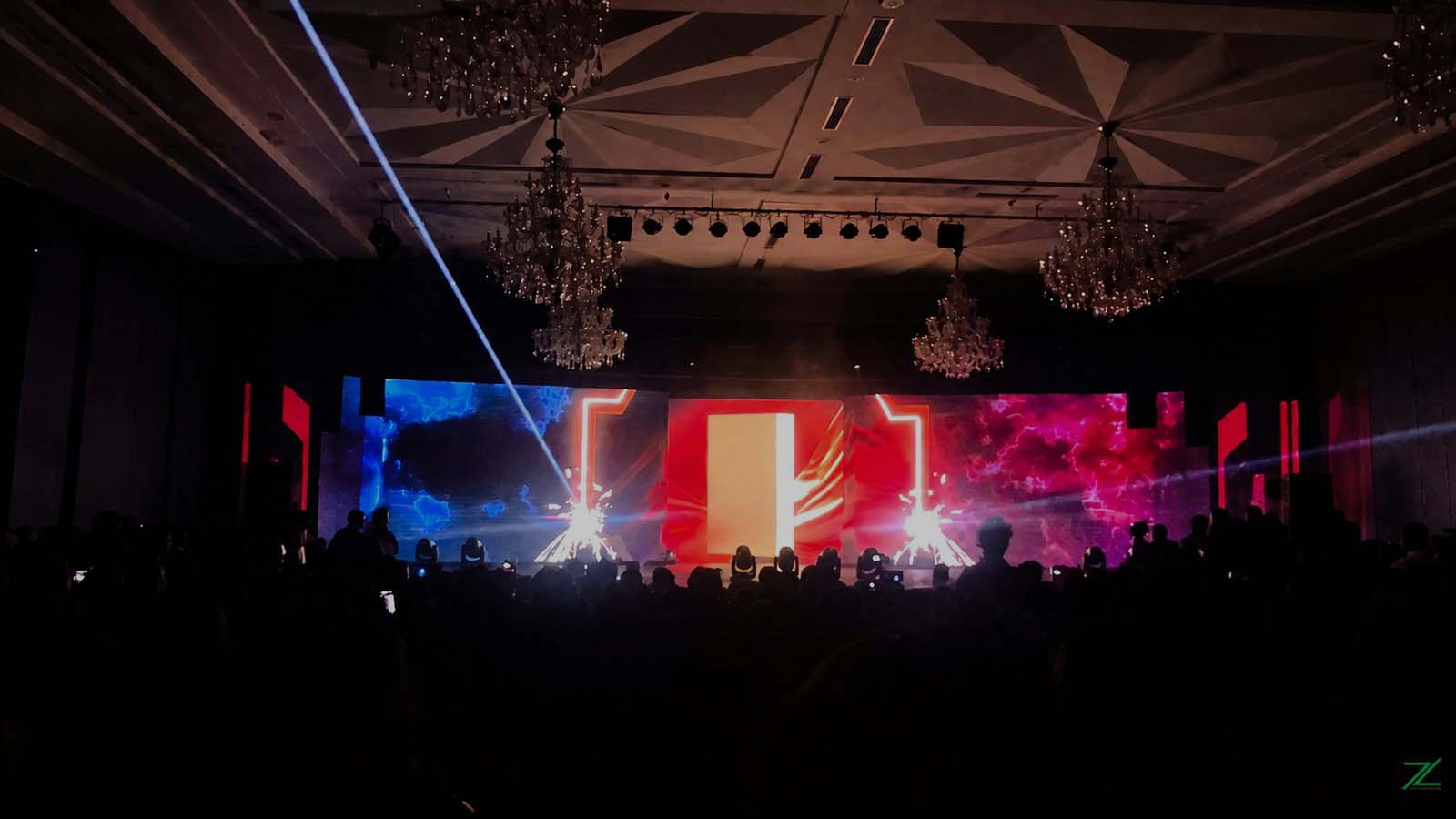 Studio Z laser mapping show